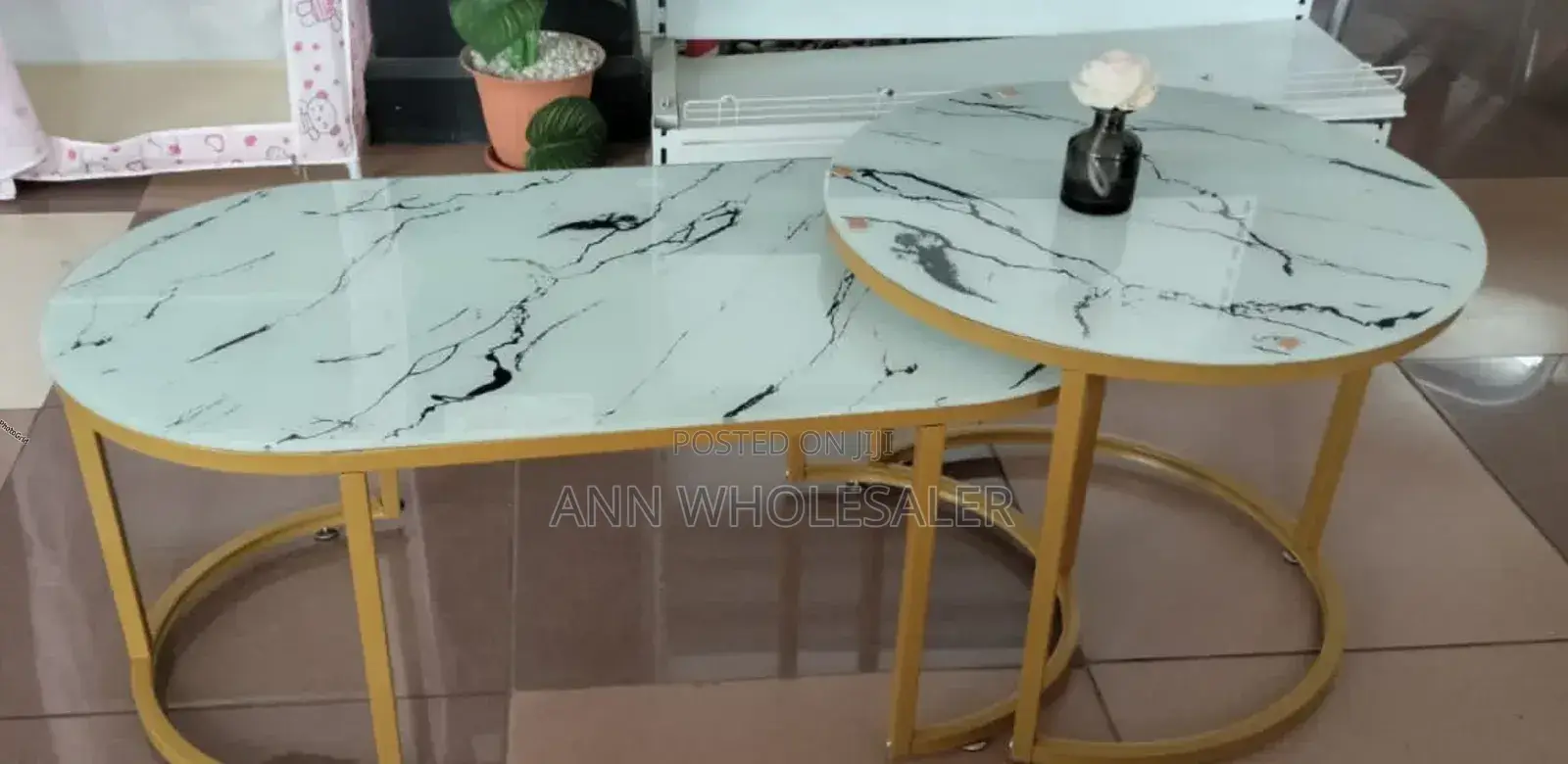 White Marble Coffee Table(GLASS EFFECT )