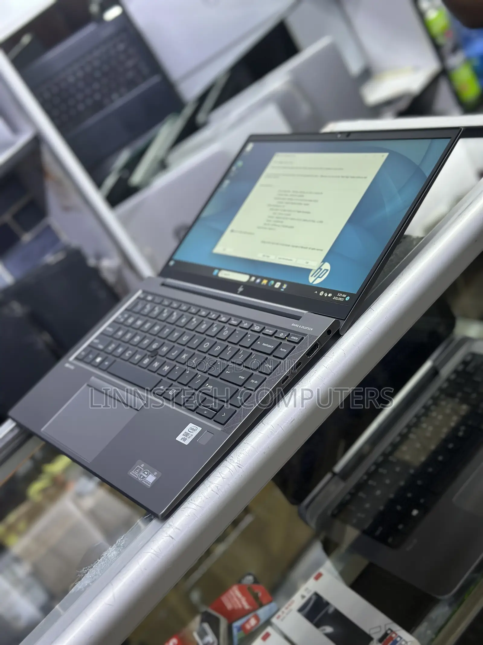 Laptop HP ZBook Firefly 14 G7 16GB Intel Core i7 SSD 256GB