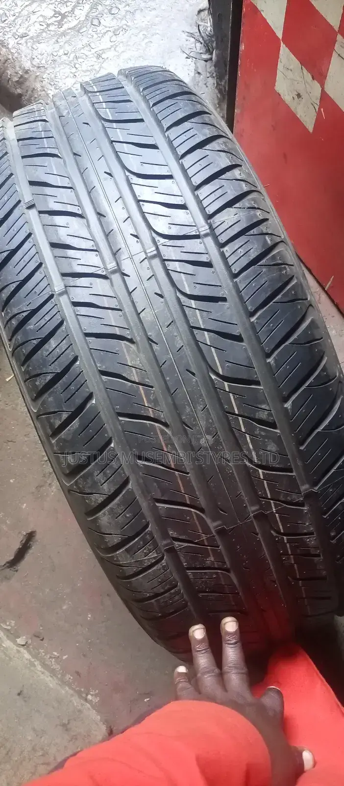 285/50r20 Dunlop Tyres
