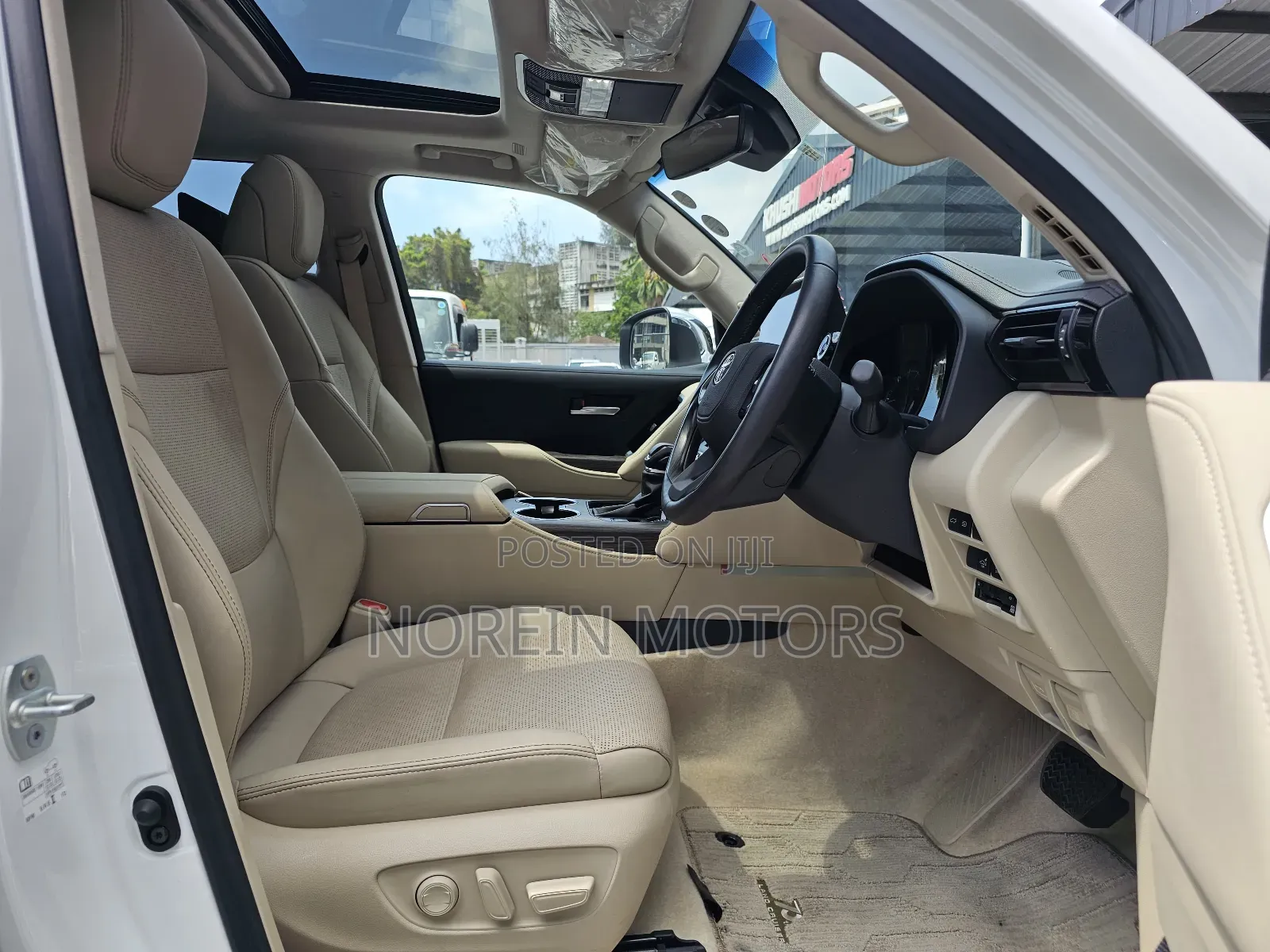 New Toyota Land Cruiser 2024 Off white