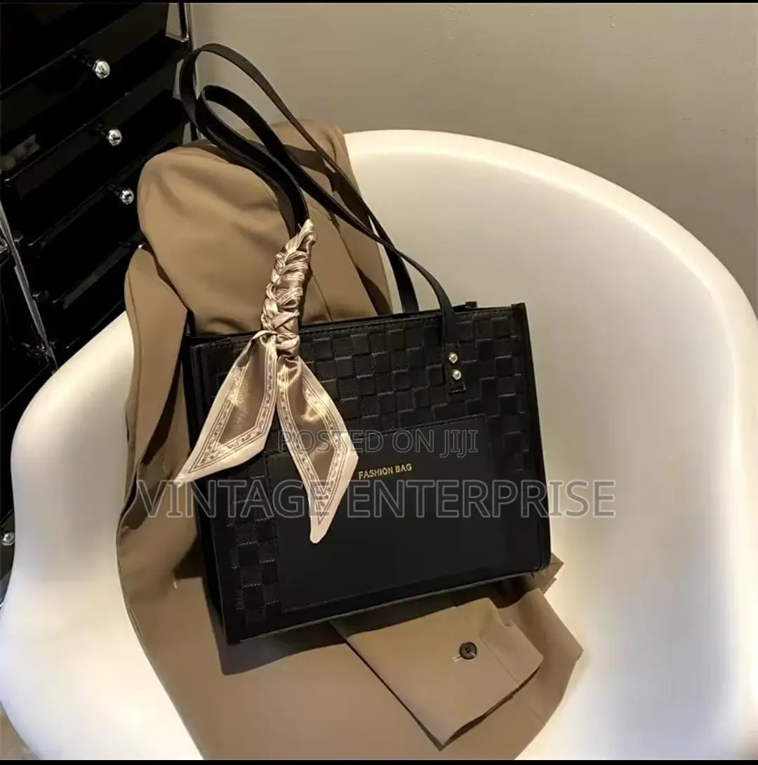 Hand Baghand Bag