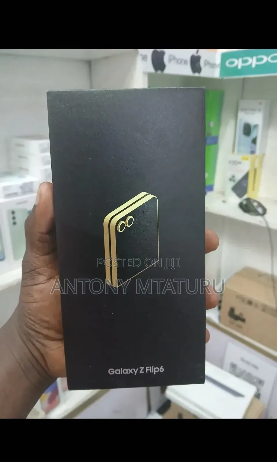 New Samsung Galaxy Z Flip6 256 GB Gold