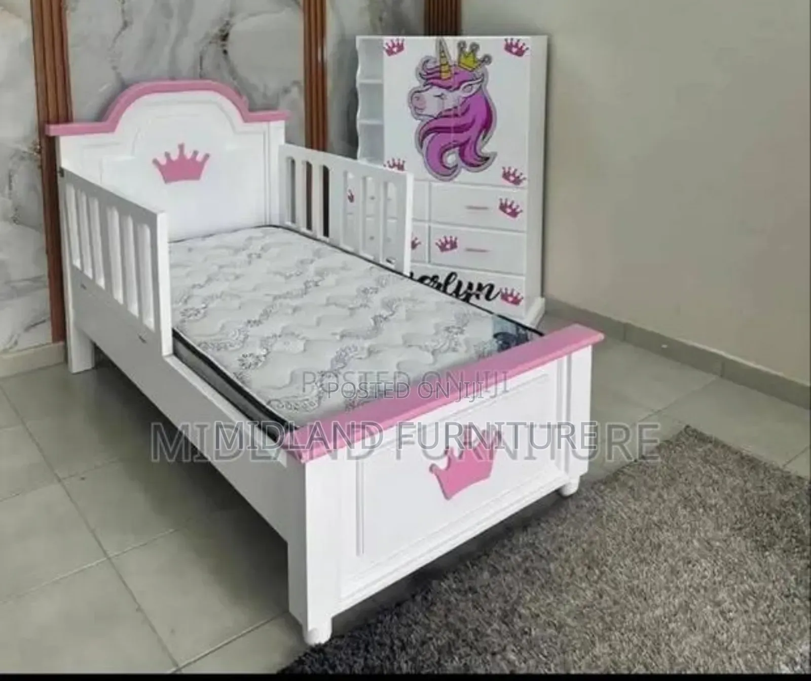 Crown Themed Baby Bed for Girls