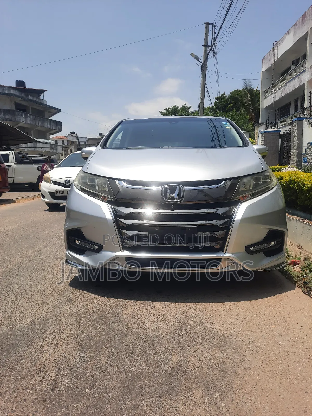 Honda Odyssey 2.0 Hybrid (8 seater) 2018 Silver