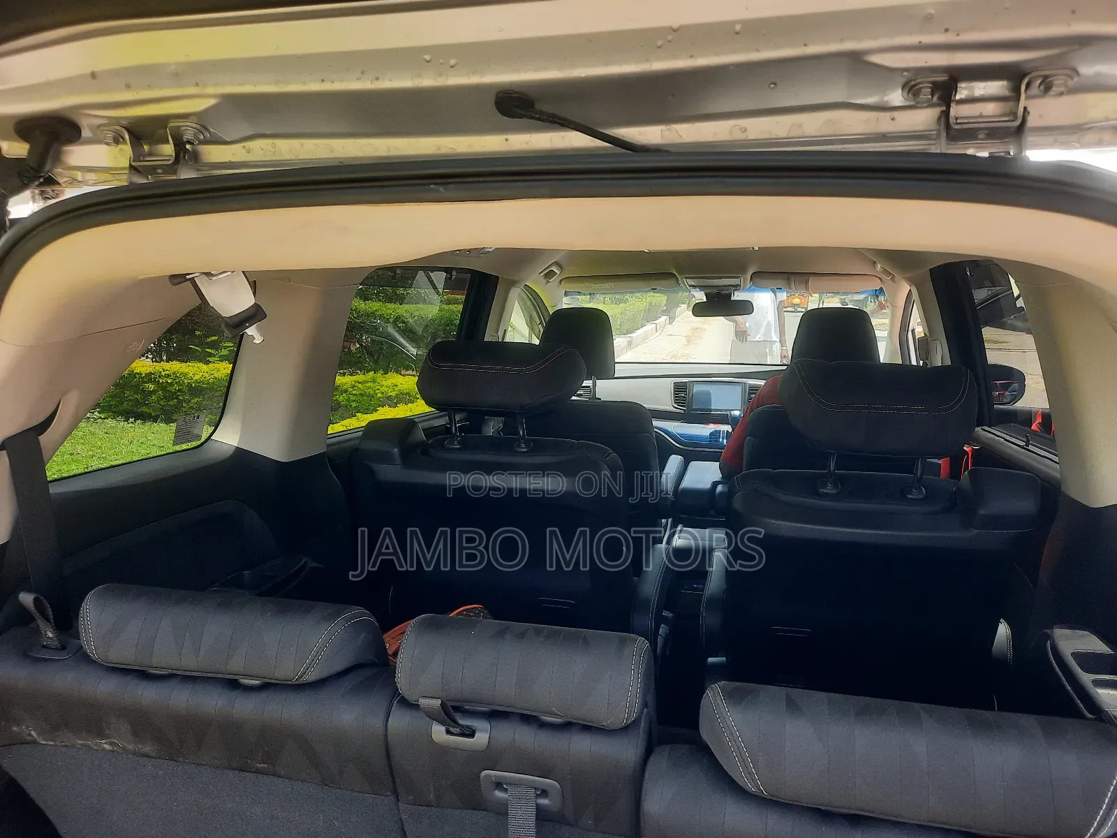Honda Odyssey 2.0 Hybrid (8 seater) 2018 Silver