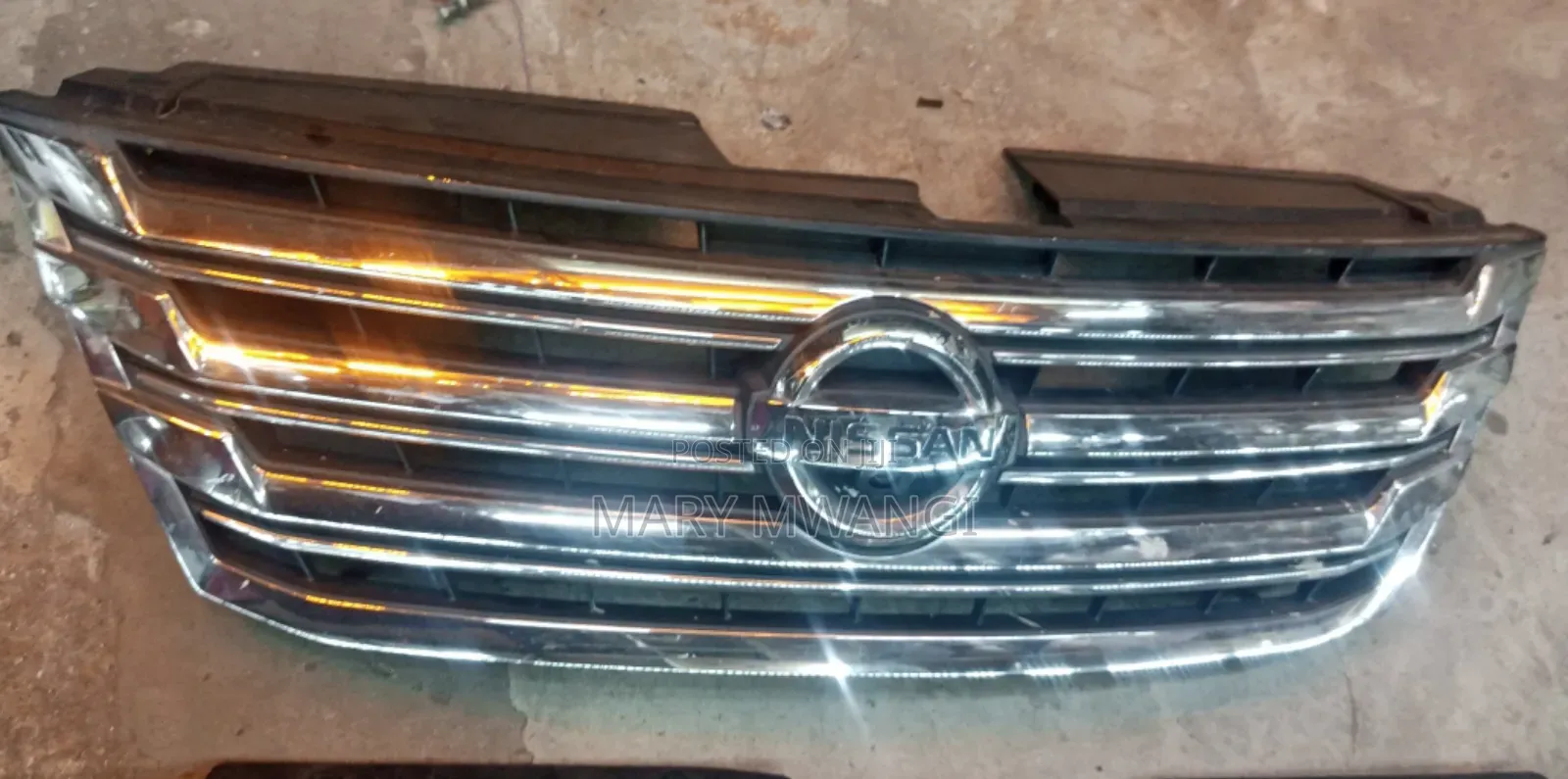 Nissan Serena 2014 Grill With Camera at Ksh.25000