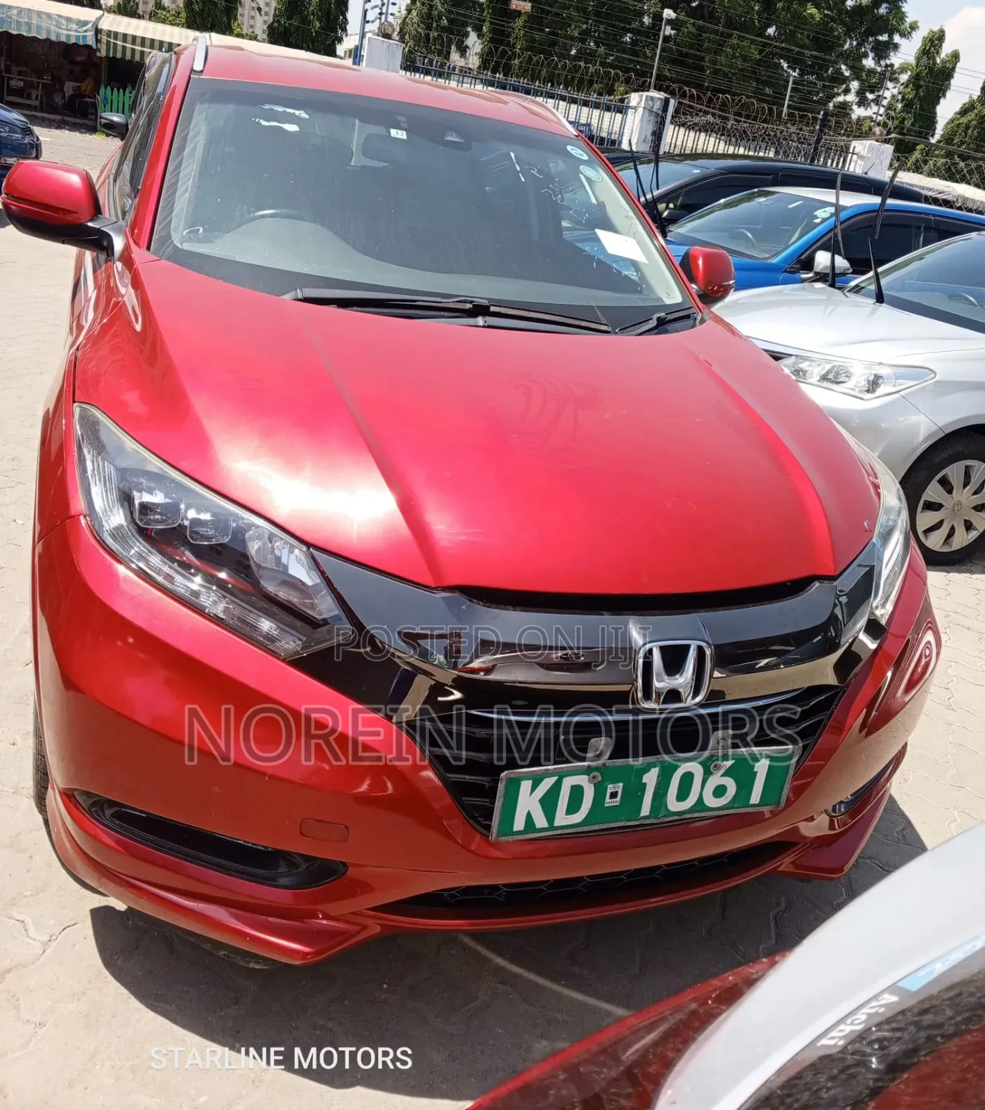 Honda Vezel 2018 Red