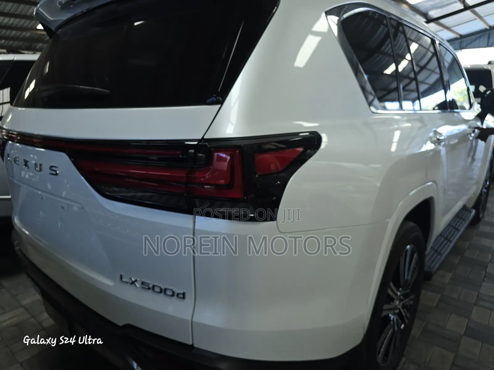 New Lexus LX 2024 Off white