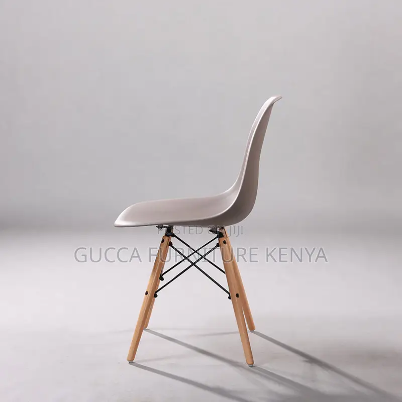 Home Chairs: Modern Home Office Plastic Coffee Chair