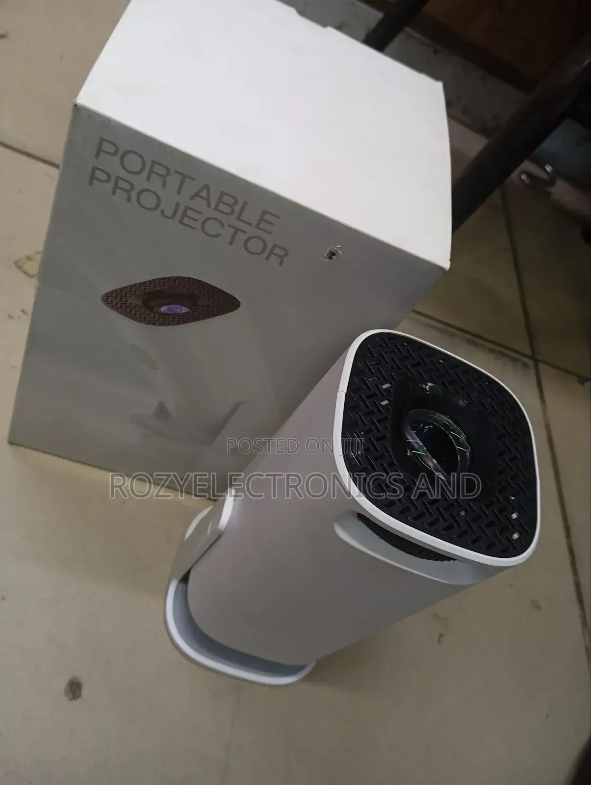 Mini Portable Projector Machine