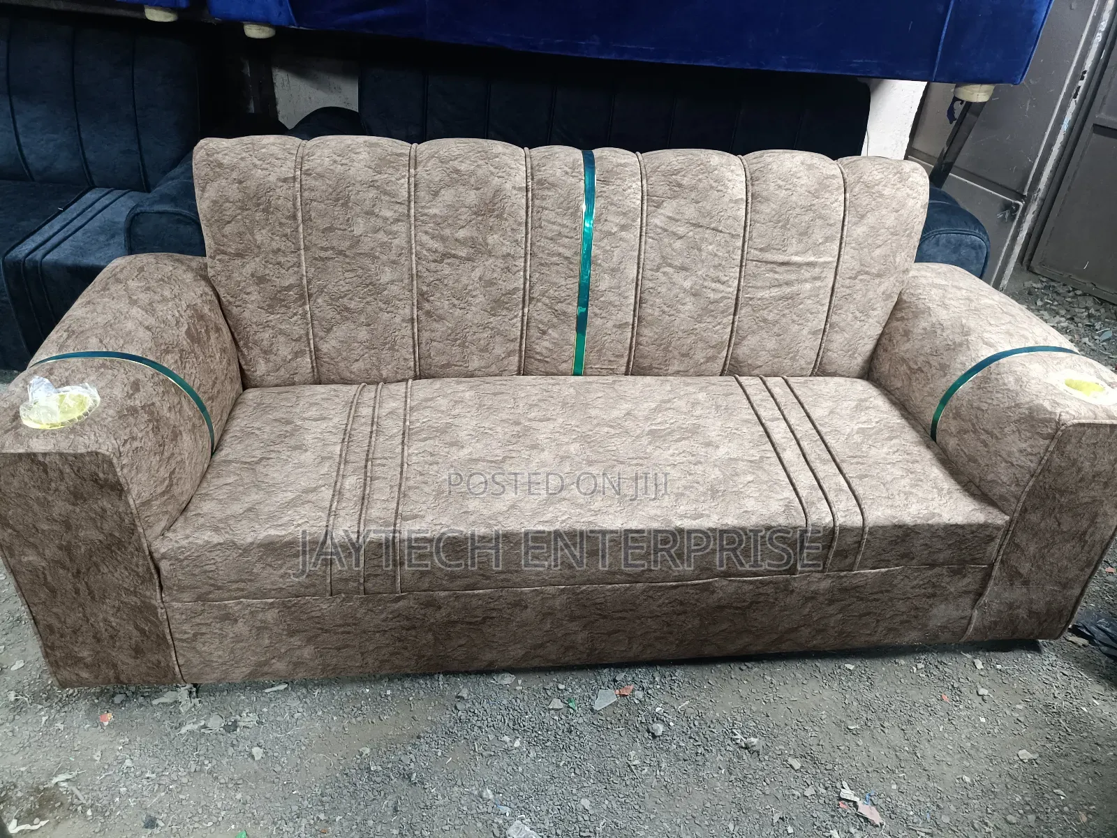 New 3 Seater
