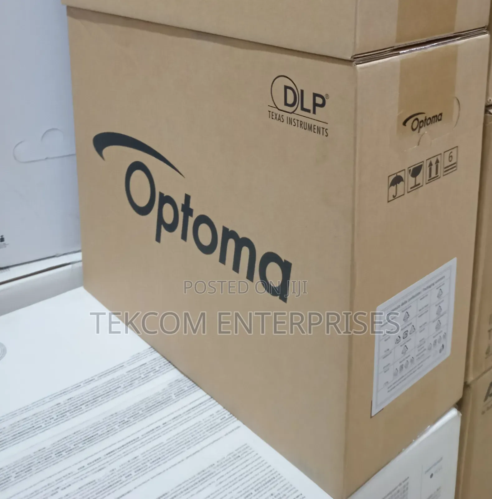 Optoma S336 4000 Ansi Lumens Projector/S336 DLP Projector