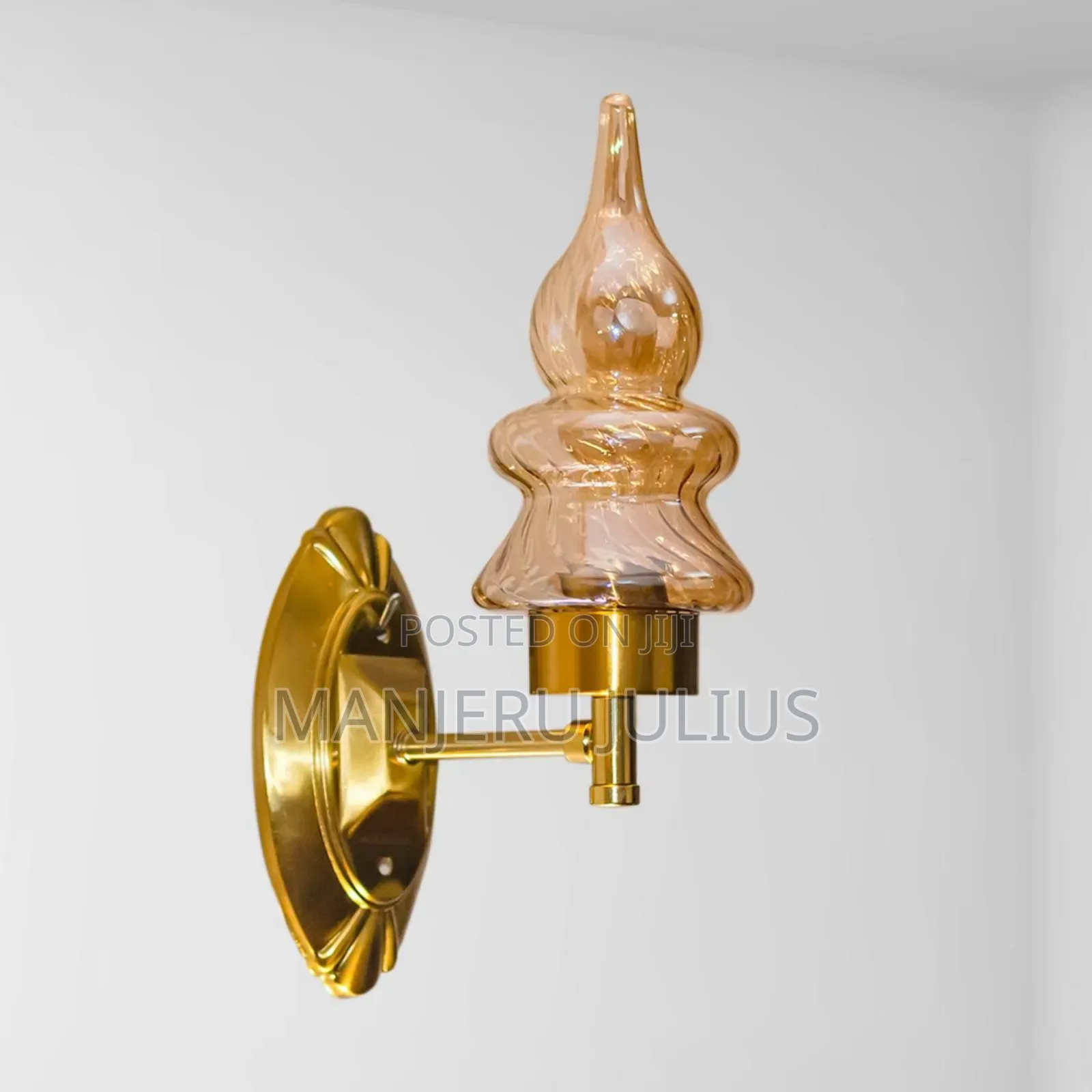 Twisted Golden Wall Bracket