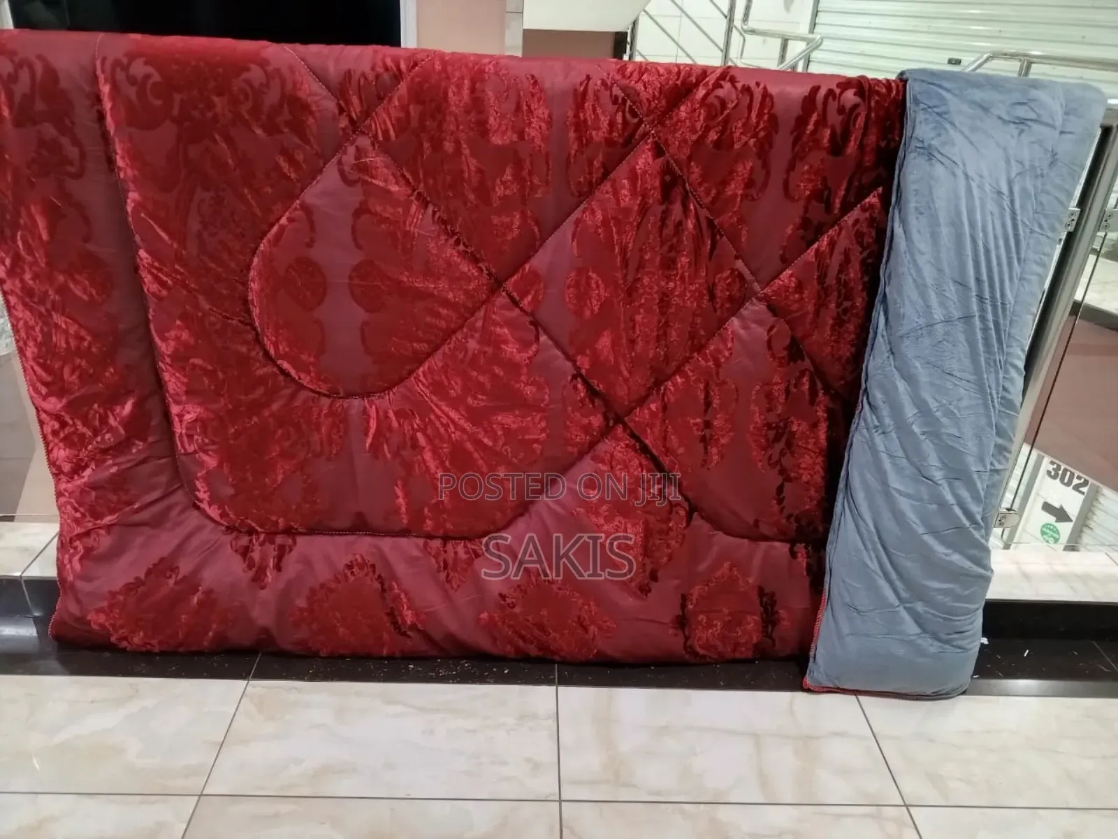 Extra King Size (6 X 7) Silky Duvet Sets. Free Delivery