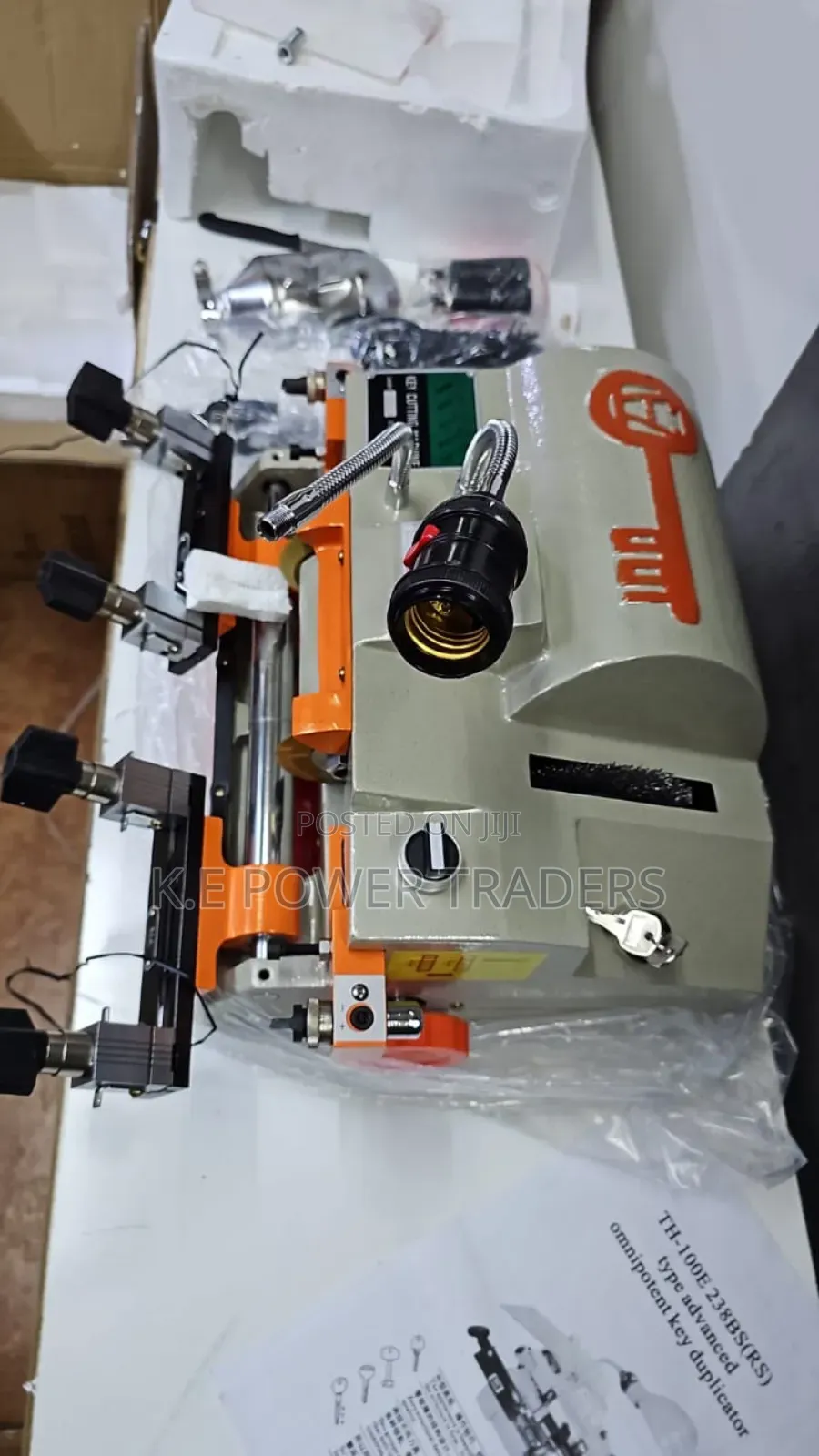 Key Cutting Machine
