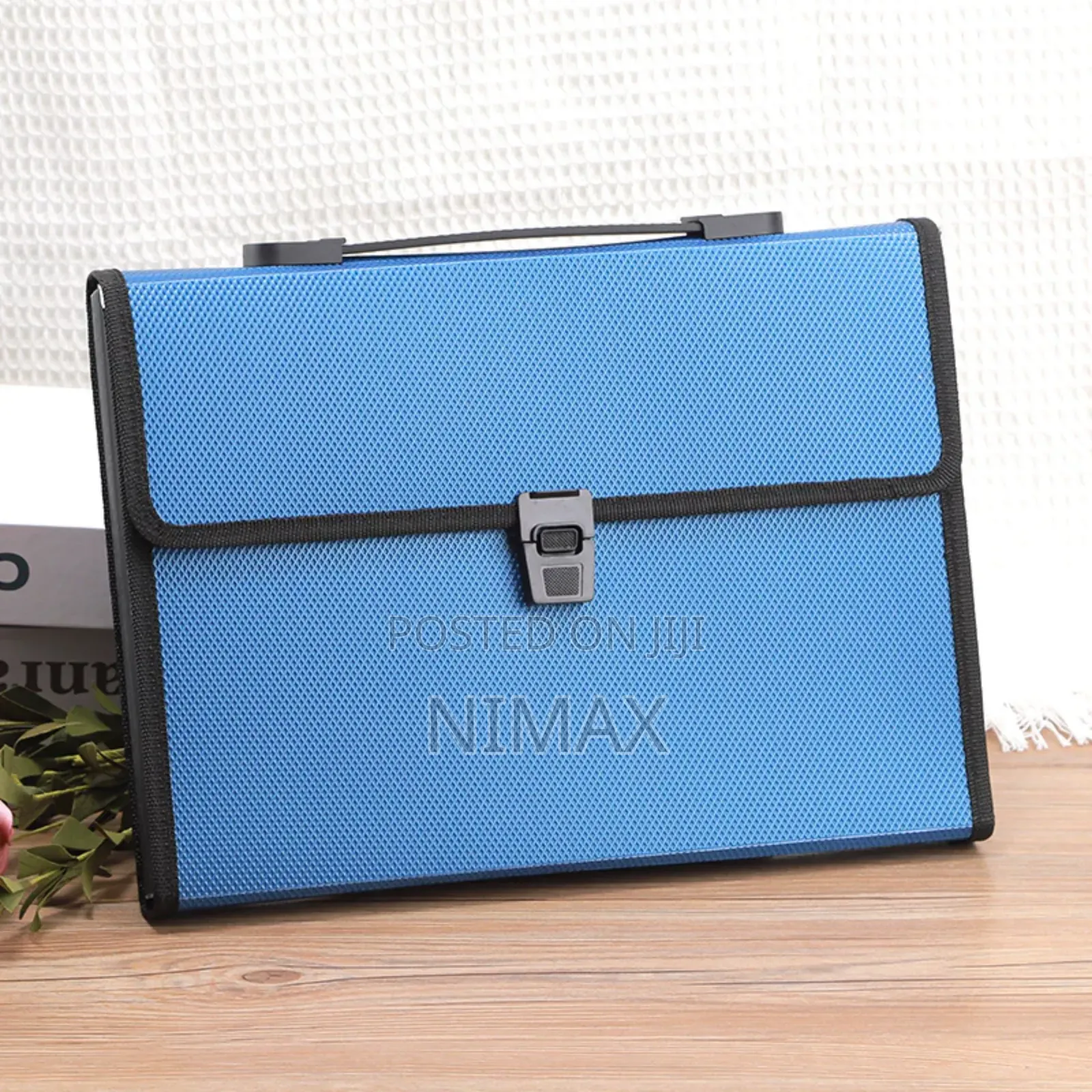 Deli File Folder With 12 Pockets for Documents