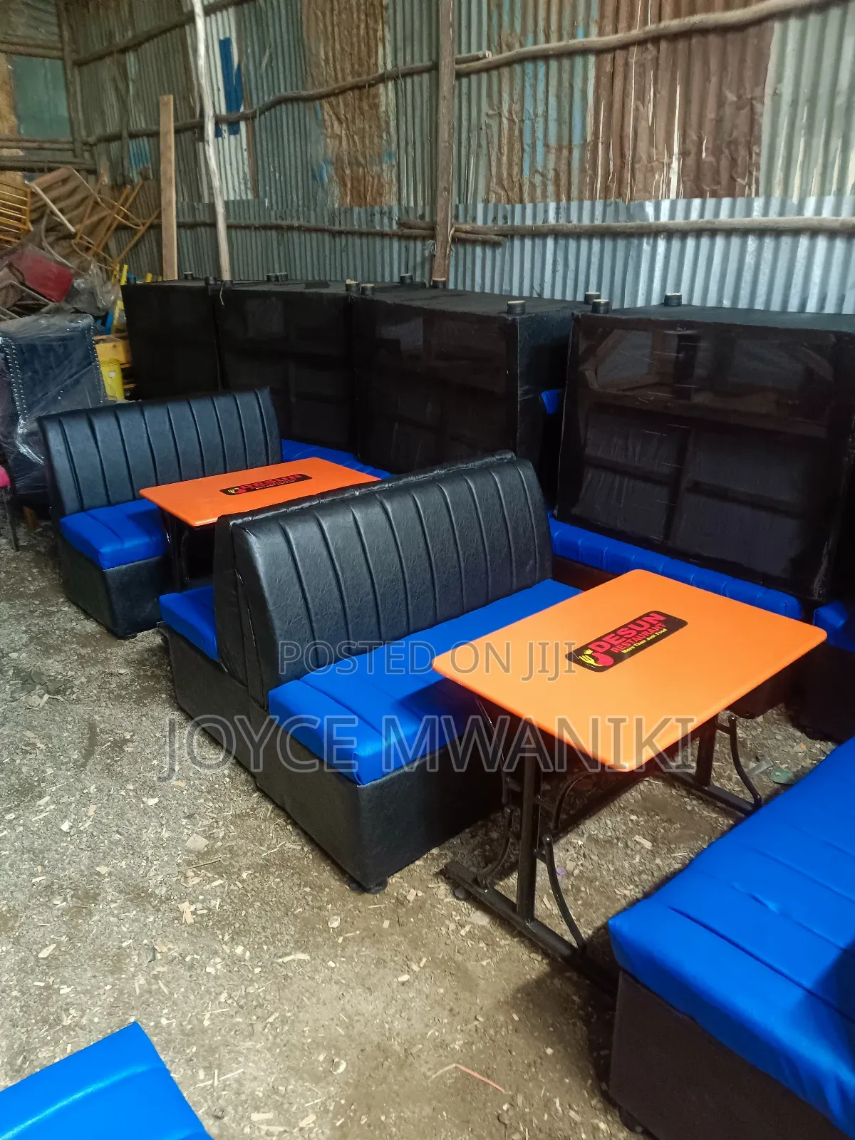 Restaurant Couch and a Table, 4 Seater, Black / Blue 