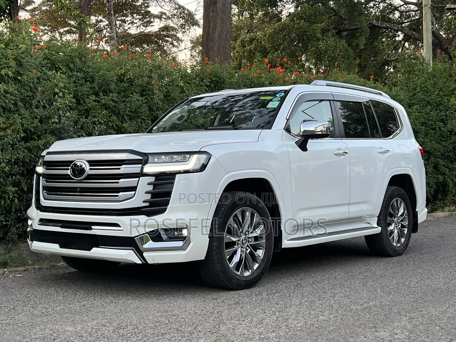 Toyota Land Cruiser 2022 Pearl
