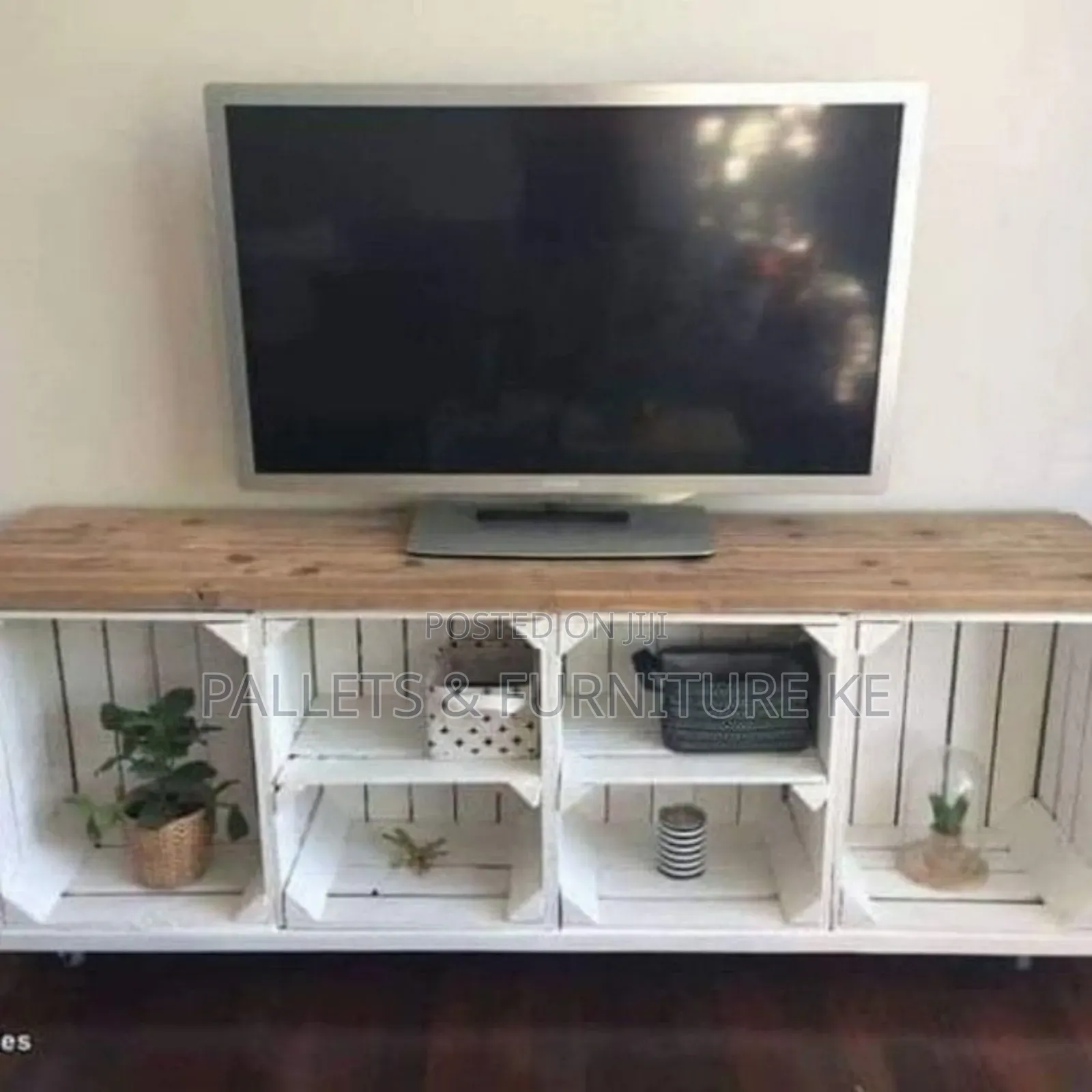 Reclaimed Charm Tv Stand