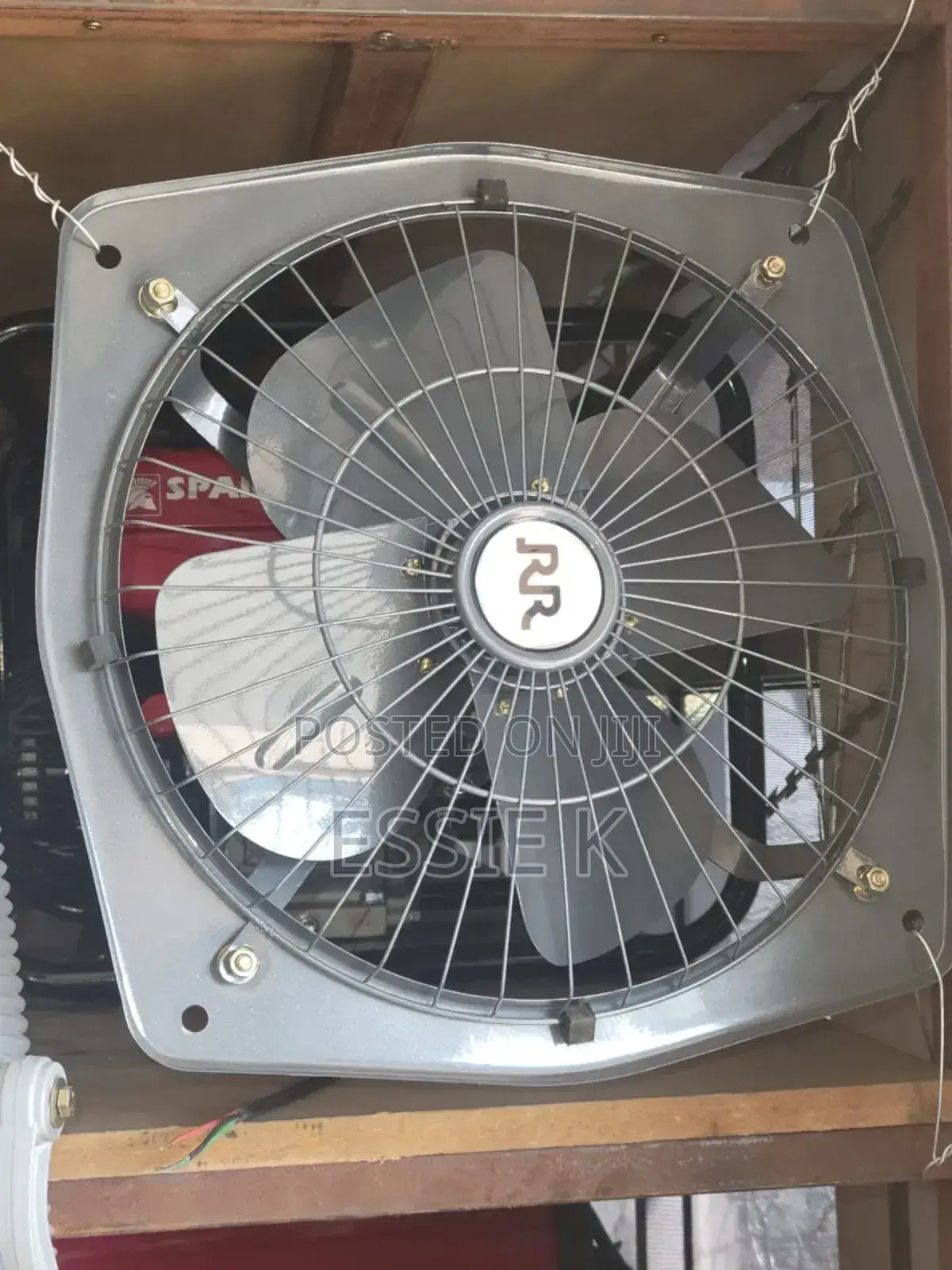 Extractor/Exhaust Rr Fans 15"