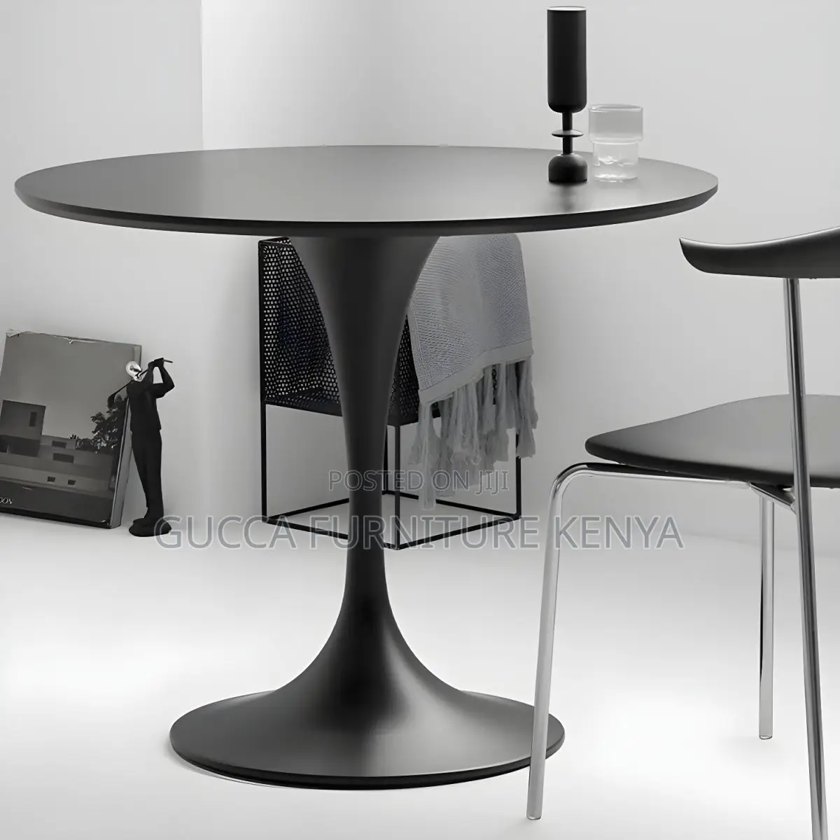 Dining Tables:Modern Style With Pedestal Round Wooden Table