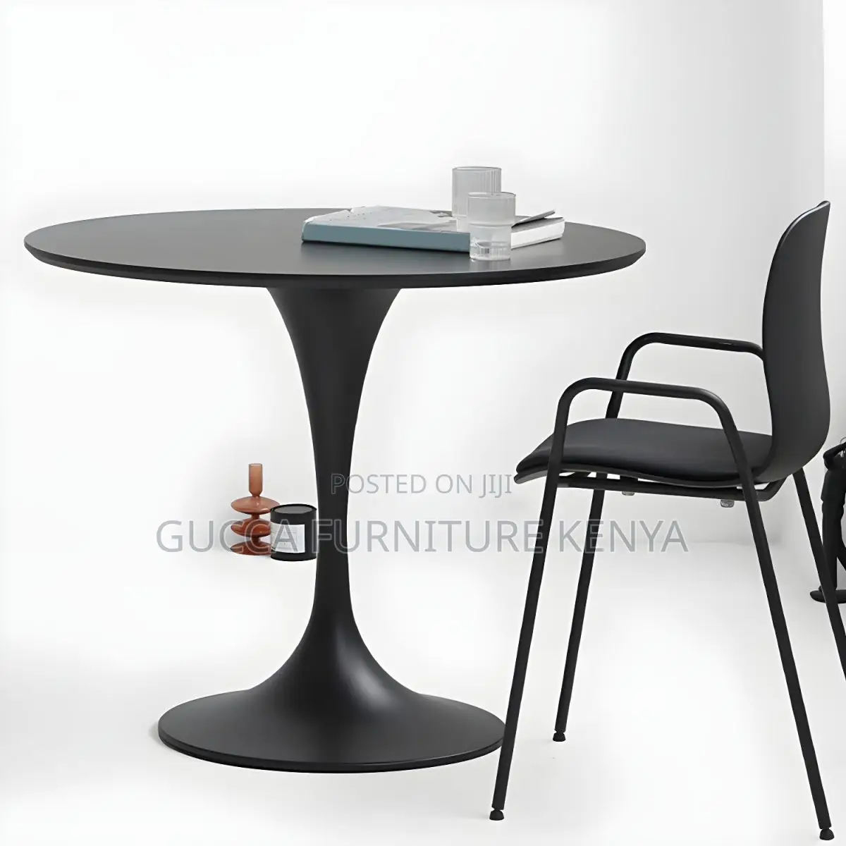 Dining Tables:Modern Style With Pedestal Round Wooden Table