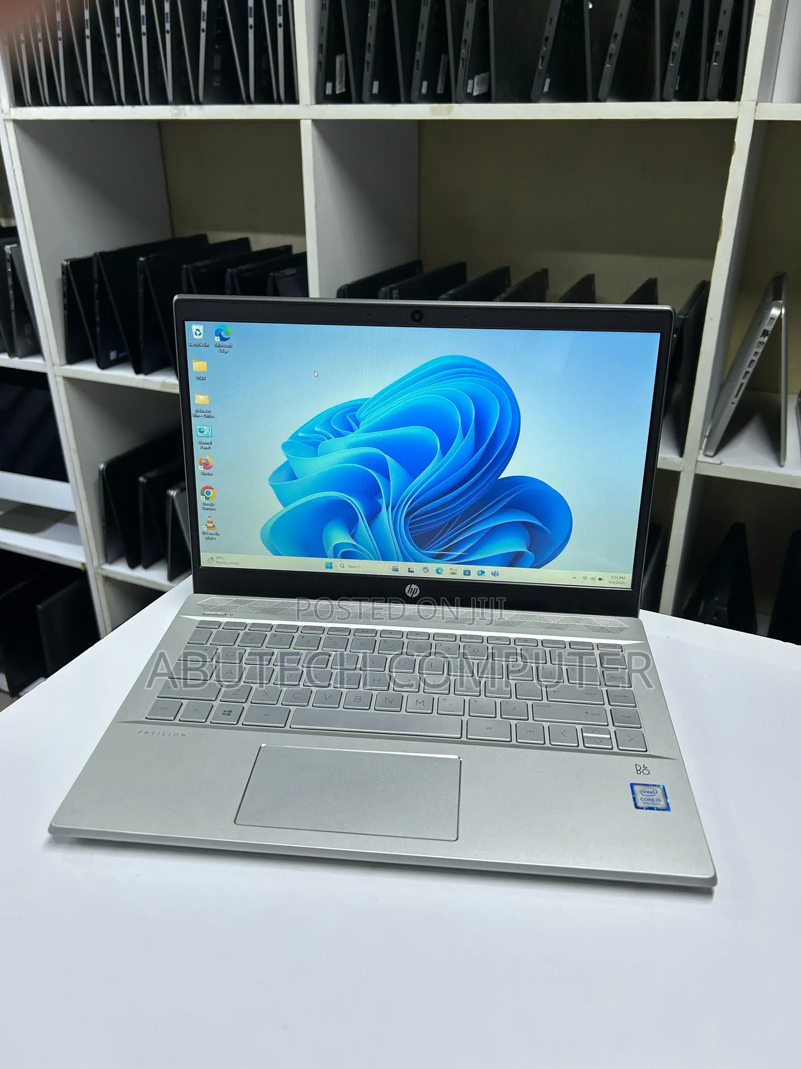 Laptop HP 14-dq1025cl 8GB Intel Core i5 SSD 256GB