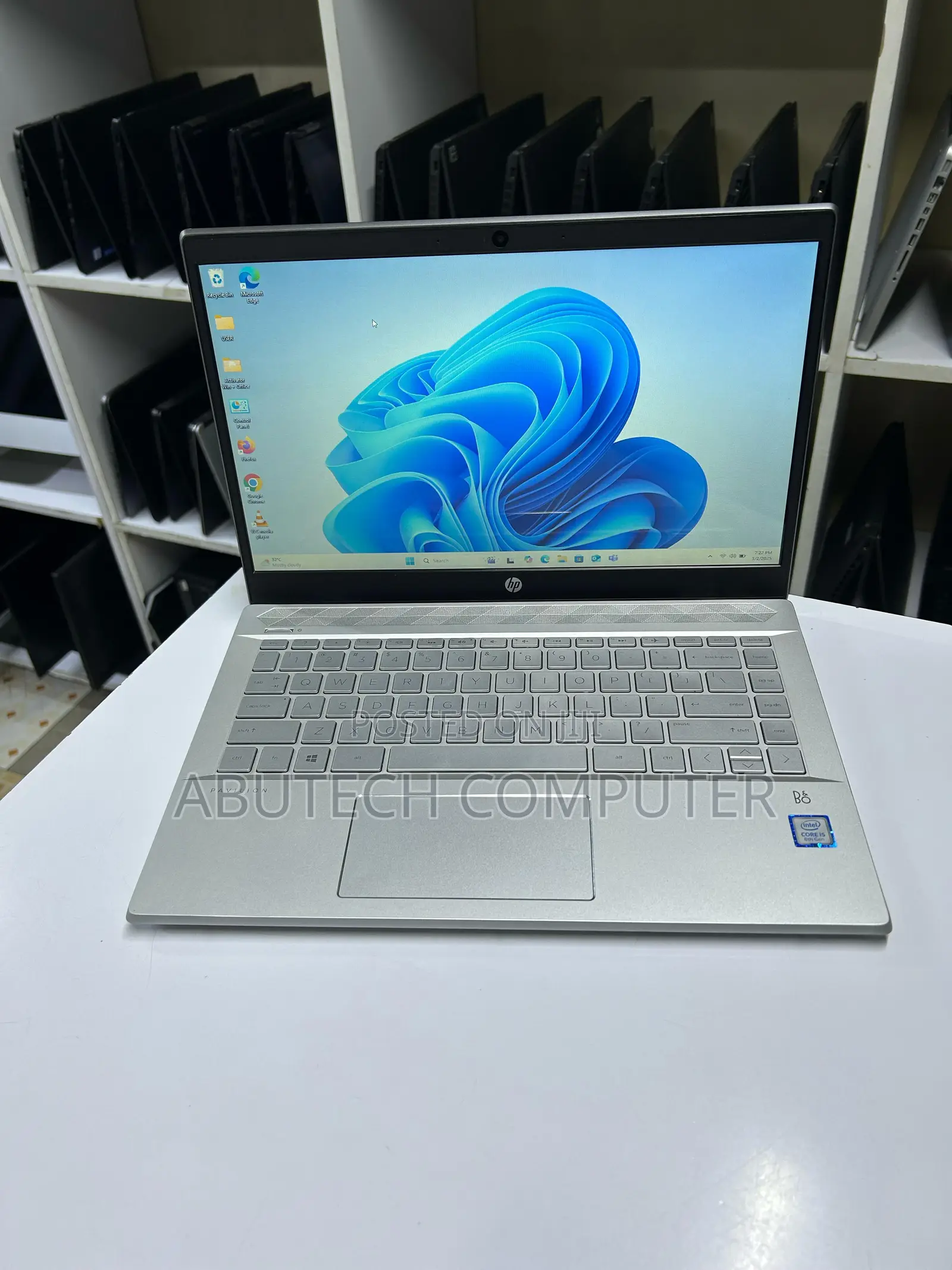 Laptop HP 14-dq1025cl 8GB Intel Core i5 SSD 256GB