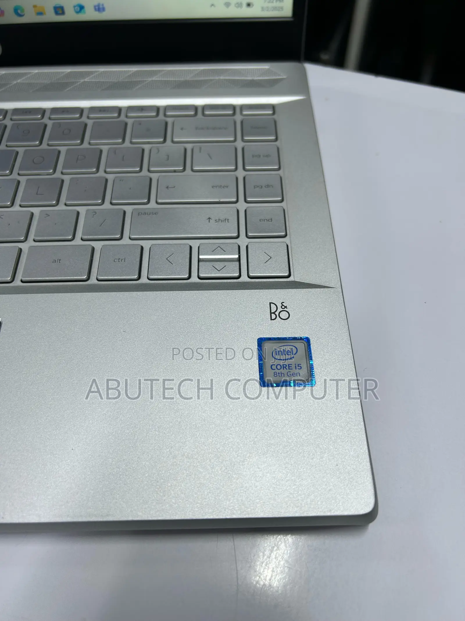 Laptop HP 14-dq1025cl 8GB Intel Core i5 SSD 256GB