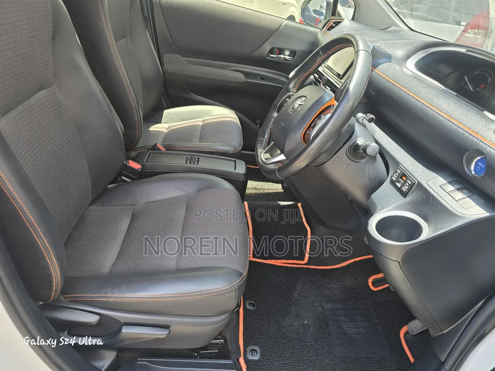 Toyota Sienta 2018 Off white
