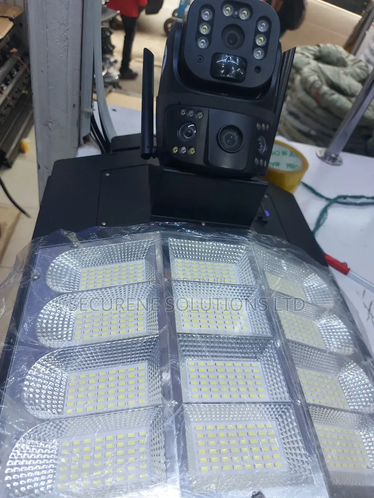 Wifi Solar Street Light With CCTV 450watts