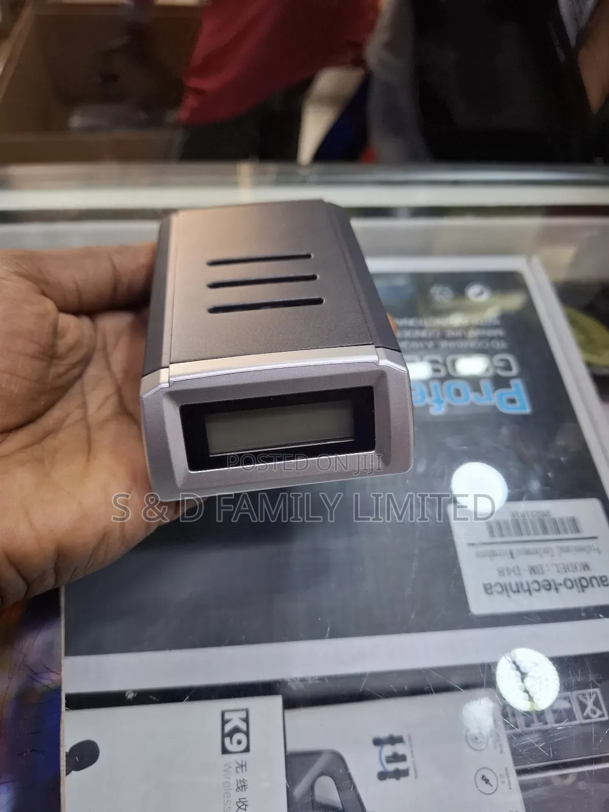 Smart Aa/Aaa Battery Charger