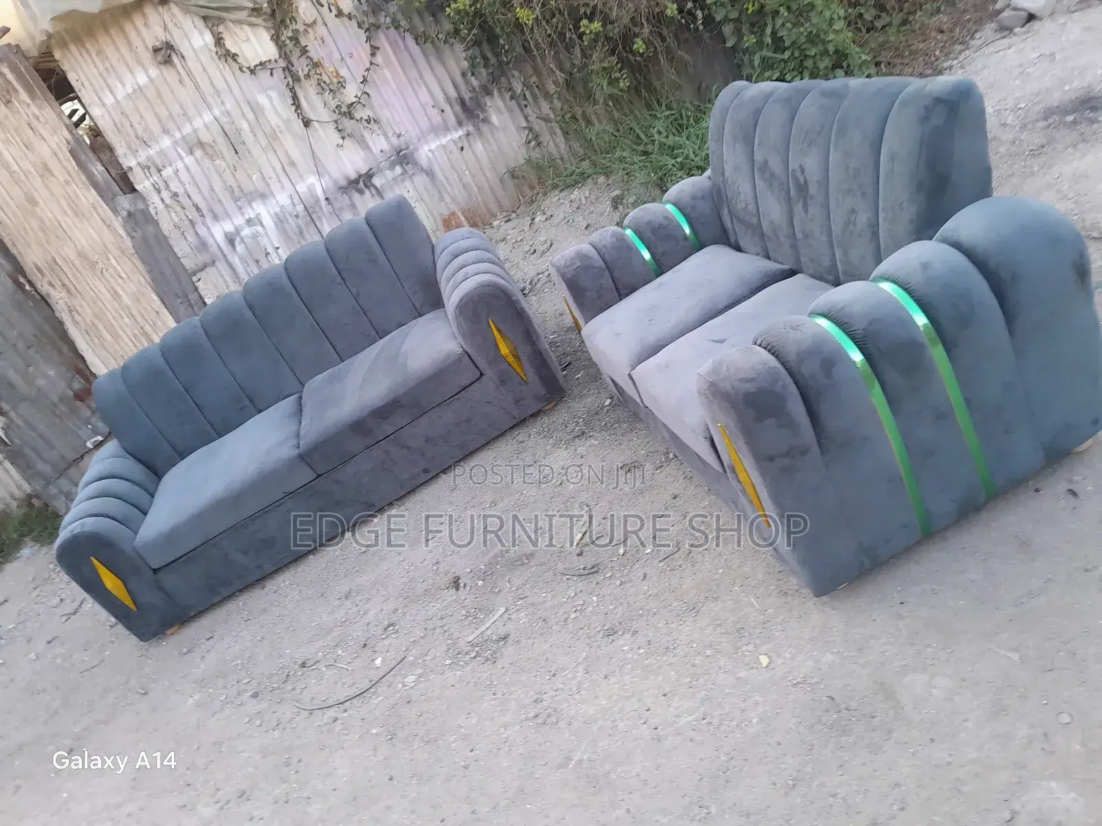 3,2 Five Seater Sofa Set on Sale