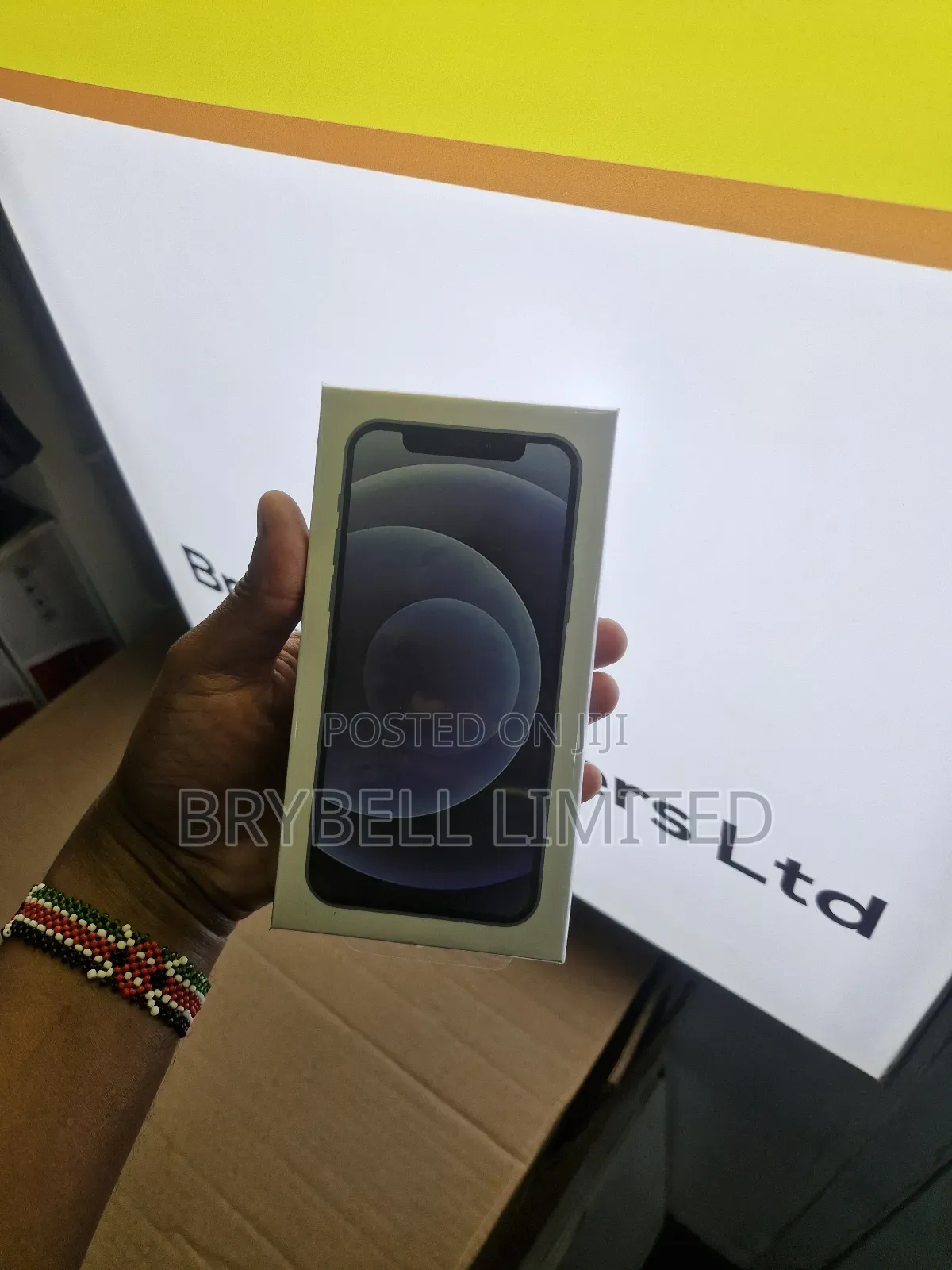 New Apple iPhone 12 128 GB White