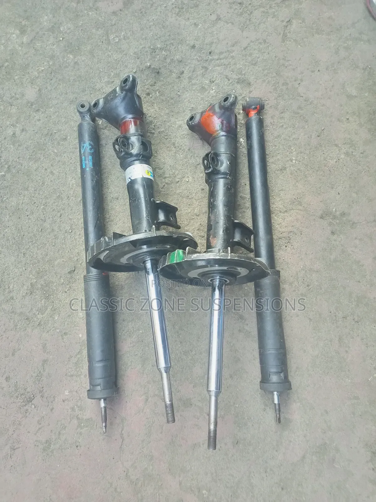 Mercedes-Benz C200 Shocks