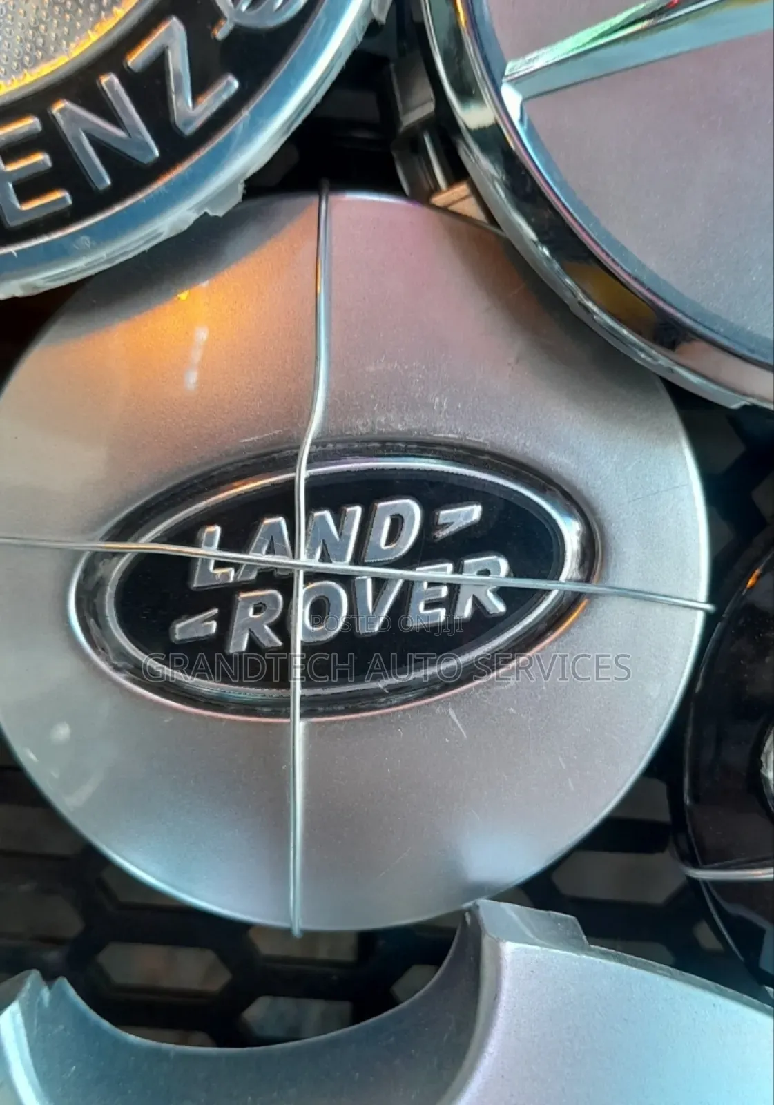 Silver Land Rover Wheel Caps