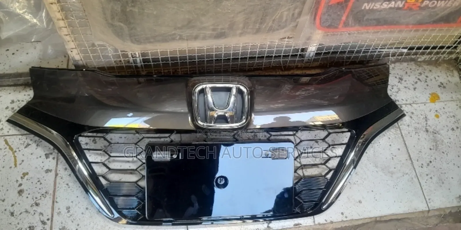 Honda Vezel 2015/2016 Grille