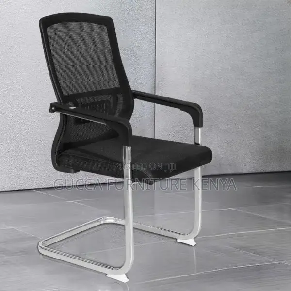Office Chairs: Simple Fabric Upholstered Studio Chair