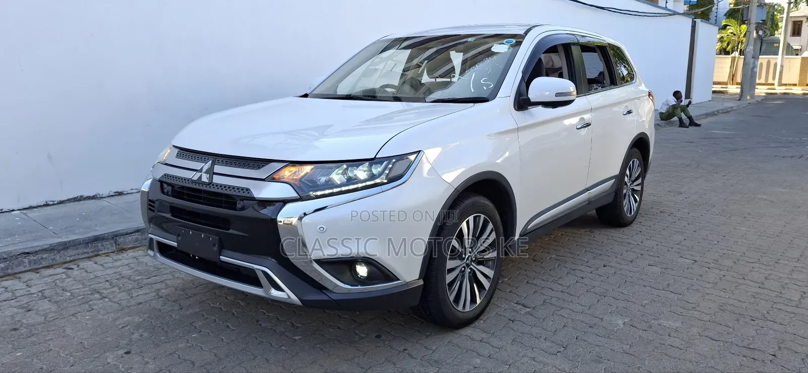 Mitsubishi Outlander SEL AWC 2019 White