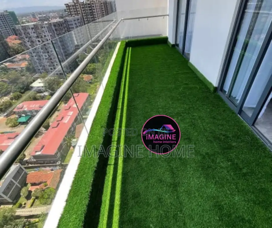 Glass Balcony Turf Grass Carpet