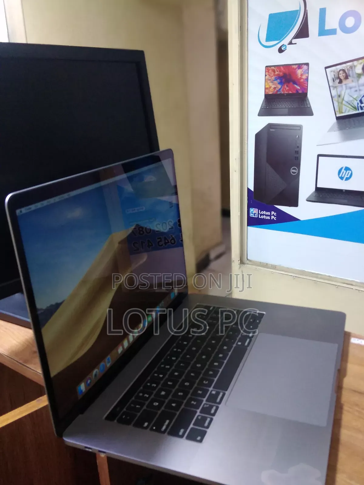 Laptop Apple MacBook Pro 2018 32GB Intel Core I9 SSD 512GB