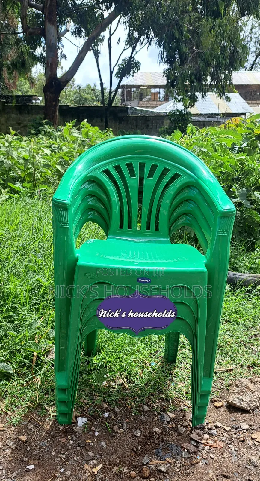 Plastic Chairs With Arms