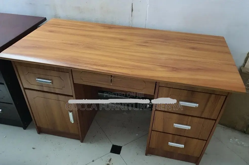 Office Tables: 140cmx70cm Wooden Simple Study Table