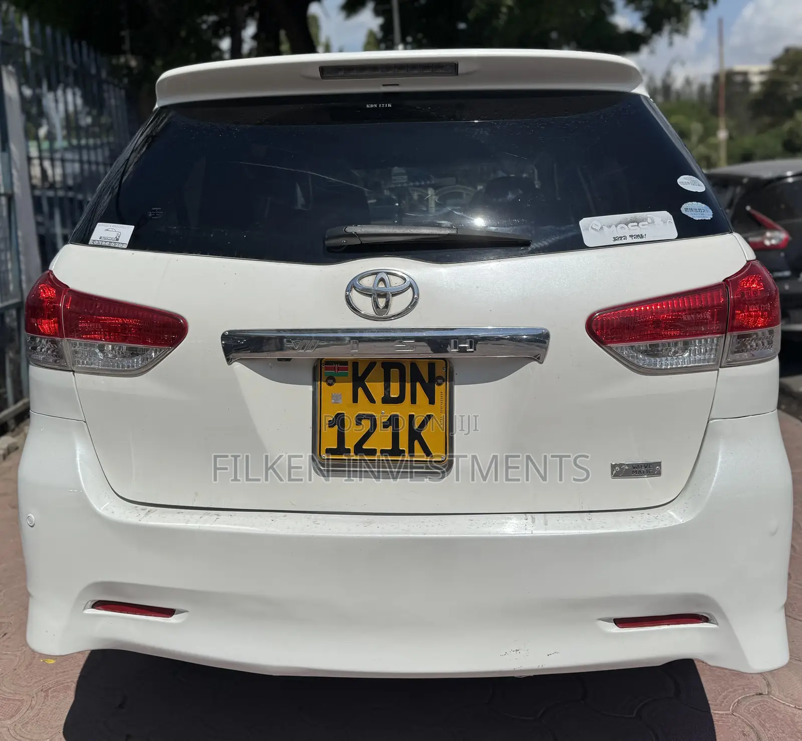 Toyota Wish 2012 White