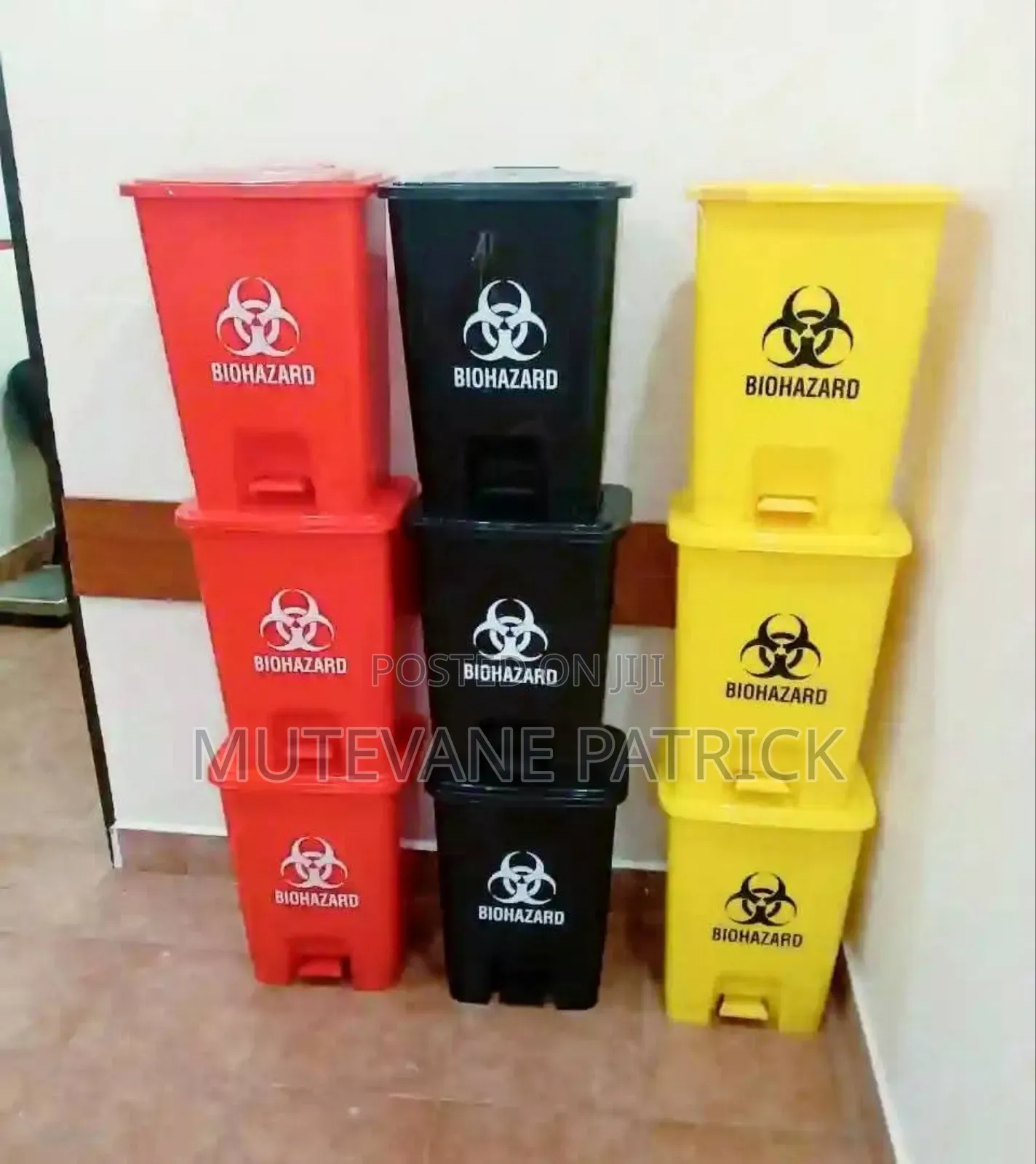 30 Litres Pedal Bins