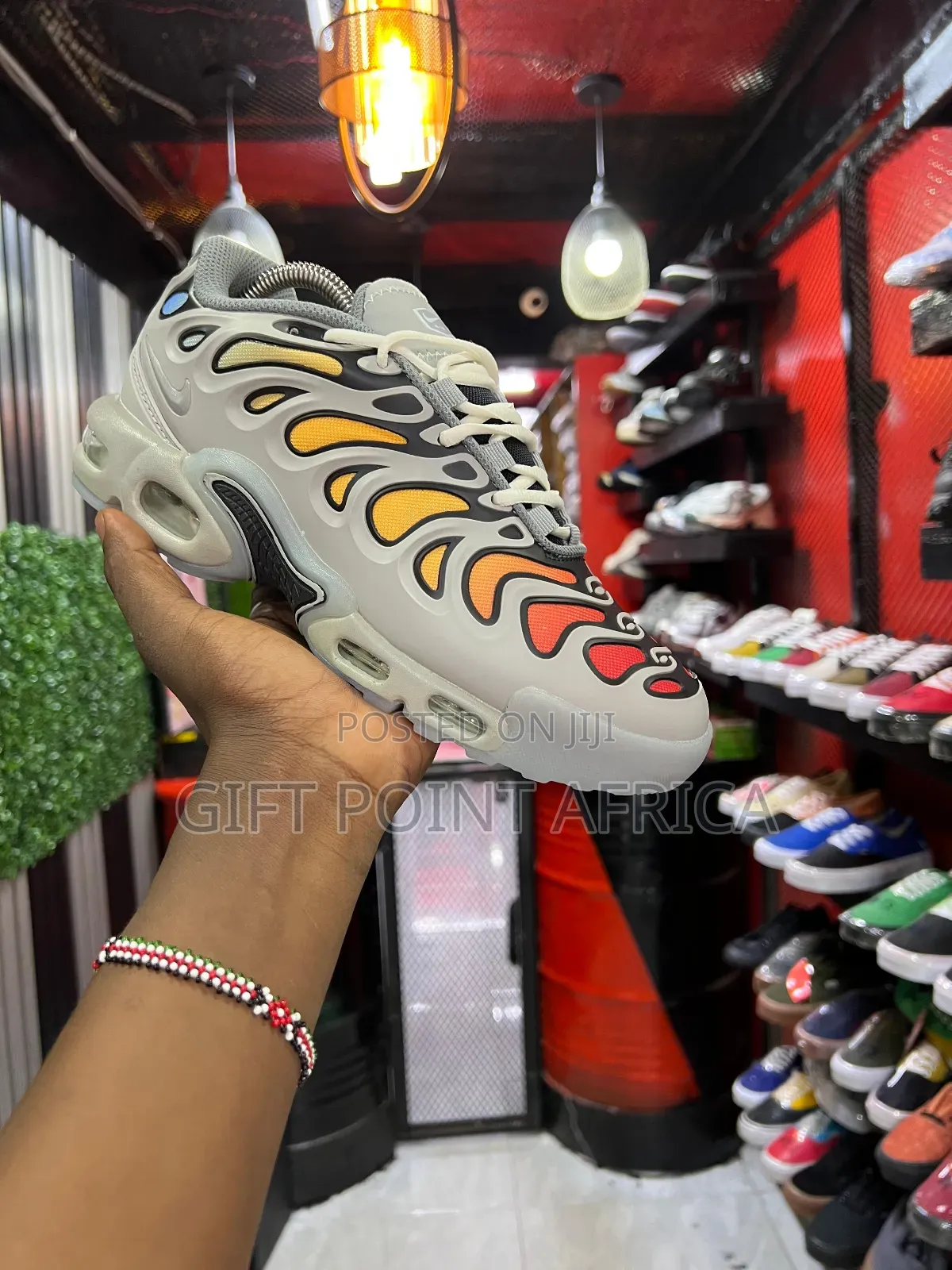 Nike Air Tn (Flames) Sneakers