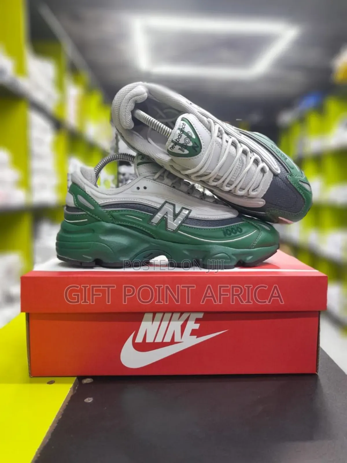 New Balance 1000 Unisex Sneakers