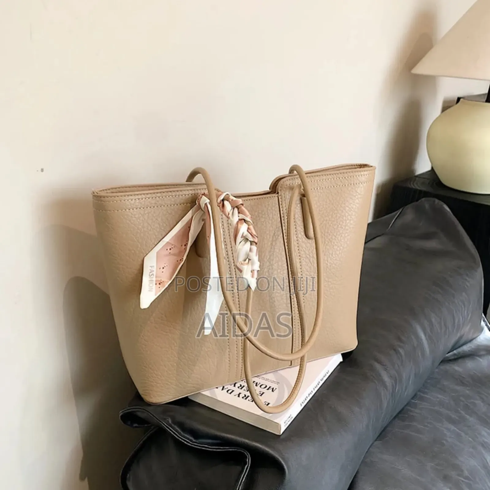 High Quality Handbag New Classy Design