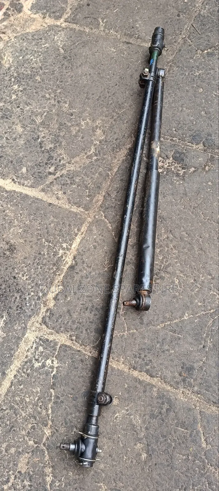 Land Cruiser J79 Center Rod Complete.