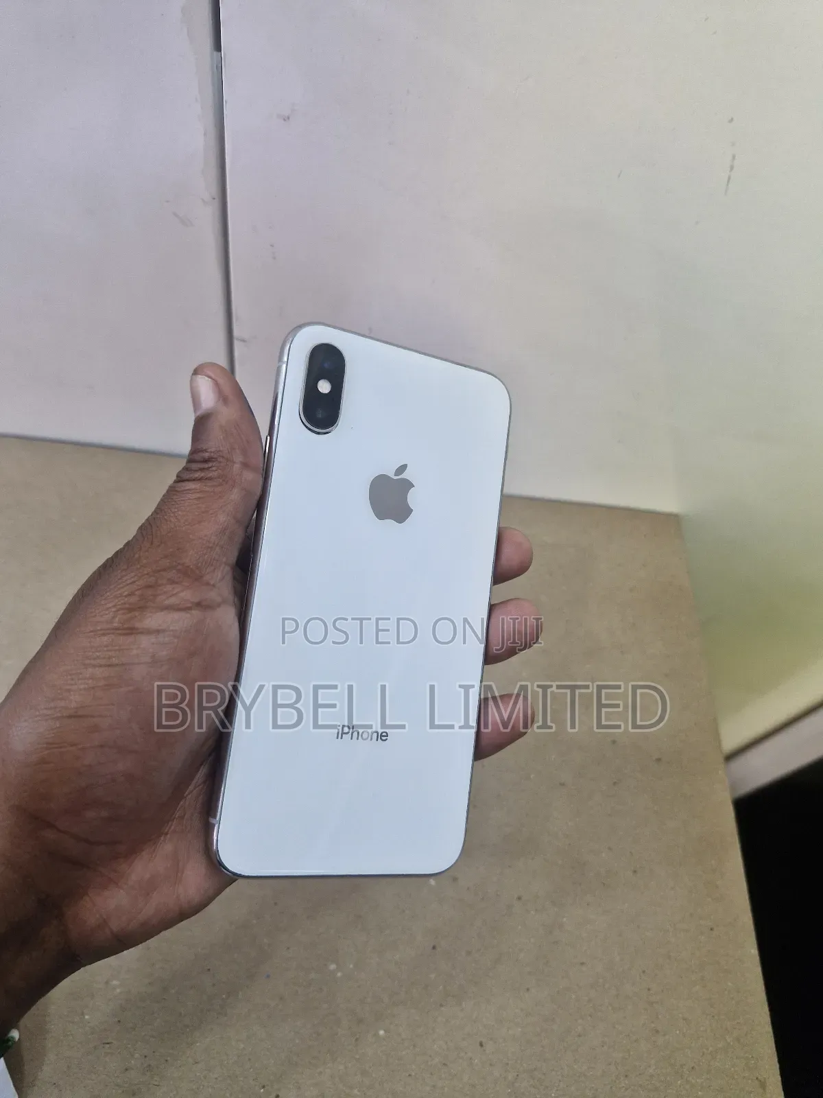 Apple iPhone X 256 GB White